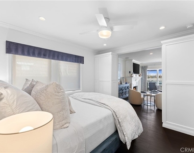 215 E Edgewater - Photo Thumbnail 10