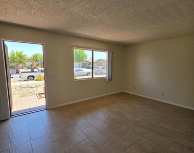 601 Corona Street - Photo Thumbnail 2