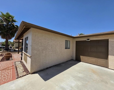 601 Corona Street - Photo Thumbnail 6