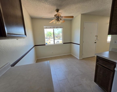 601 Corona Street - Photo Thumbnail 10