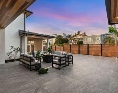 5610 Bellevue Avenue - Photo Thumbnail 33