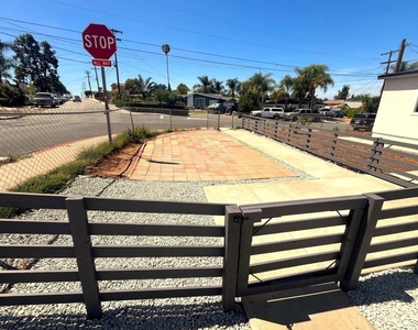 803 N Citrus Avenue - Photo Thumbnail 5