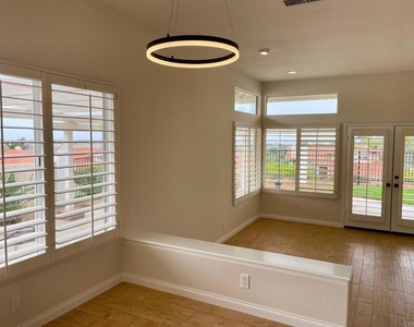 4451 Coastline Drive - Photo Thumbnail 3