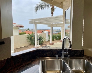 4451 Coastline Drive - Photo Thumbnail 8