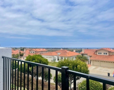 4451 Coastline Drive - Photo Thumbnail 27