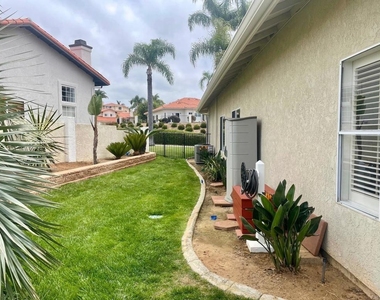 4451 Coastline Drive - Photo Thumbnail 28