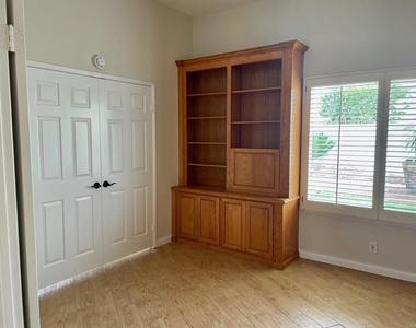 4451 Coastline Drive - Photo Thumbnail 21
