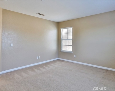 1765 Yvonne Court - Photo Thumbnail 41