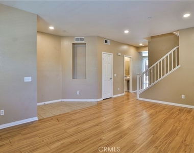 1765 Yvonne Court - Photo Thumbnail 5