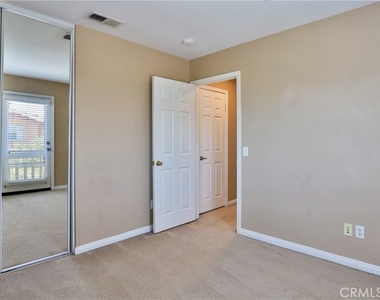 1765 Yvonne Court - Photo Thumbnail 34