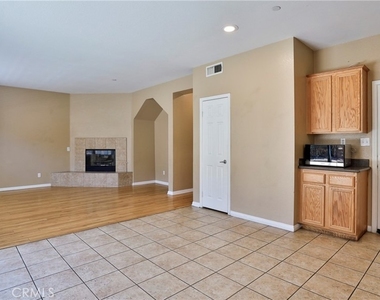 1765 Yvonne Court - Photo Thumbnail 14