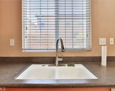 1765 Yvonne Court - Photo Thumbnail 18