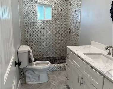 1548 W 7th St - Photo Thumbnail 11