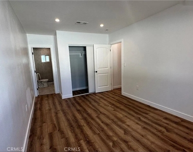 1548 W 7th St - Photo Thumbnail 10