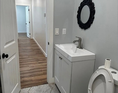 1548 W 7th St - Photo Thumbnail 4