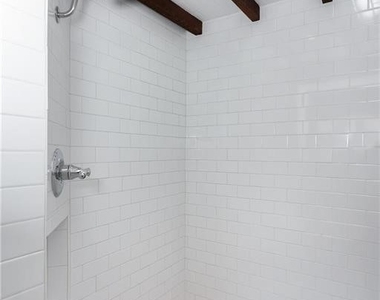 3894 Pine Street - Photo Thumbnail 6