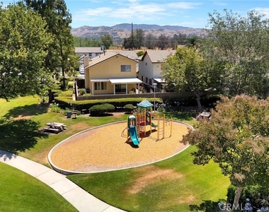 26342 Snowden Avenue - Photo Thumbnail 48