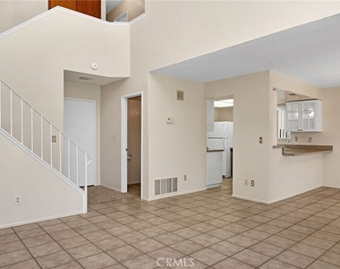 26342 Snowden Avenue - Photo Thumbnail 4
