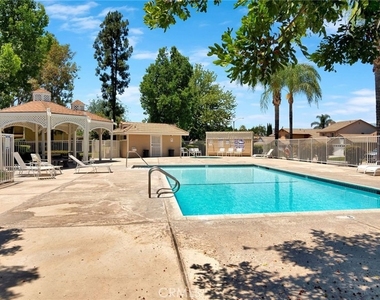 26342 Snowden Avenue - Photo Thumbnail 32