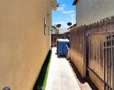26342 Snowden Avenue - Photo Thumbnail 39