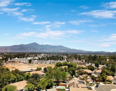 26342 Snowden Avenue - Photo Thumbnail 46