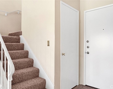 26342 Snowden Avenue - Photo Thumbnail 12