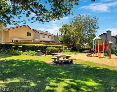 26342 Snowden Avenue - Photo Thumbnail 33