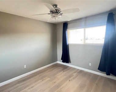 5578 Cajon - Photo Thumbnail 15