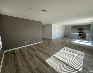 12587 Egan Place - Photo Thumbnail 4