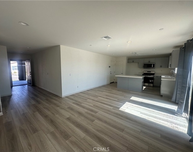 12587 Egan Place - Photo Thumbnail 6