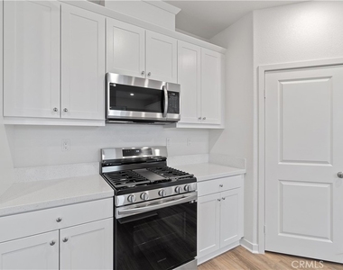 34234 William Way - Photo Thumbnail 3