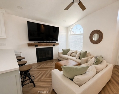 23167 Canyon Pines - Photo Thumbnail 2
