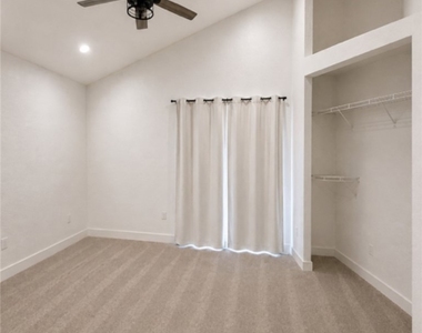 23167 Canyon Pines - Photo Thumbnail 6