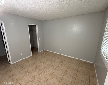 3732 Oak Creek - Photo Thumbnail 12
