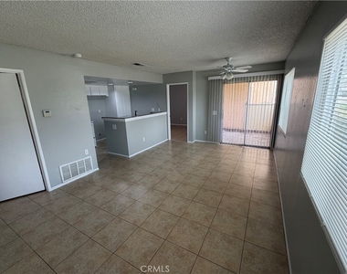 3732 Oak Creek - Photo Thumbnail 2