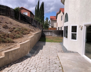 23247 Canyon Pines Place - Photo Thumbnail 30