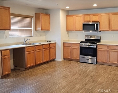 9242 Kettle - Photo Thumbnail 7