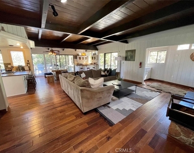 353 Mittry - Photo Thumbnail 3