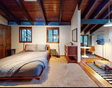 353 Mittry - Photo Thumbnail 2