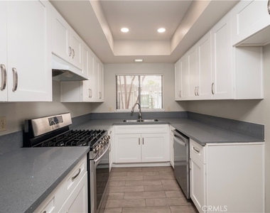 328 W 7th - Photo Thumbnail 8