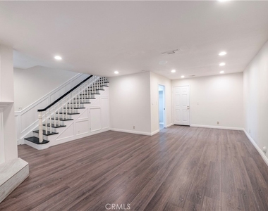 328 W 7th - Photo Thumbnail 6