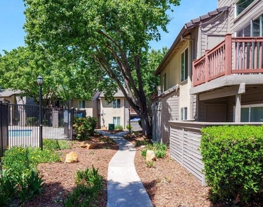 2005 San Jose Dr - Photo Thumbnail 29