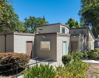 2005 San Jose Dr - Photo Thumbnail 36