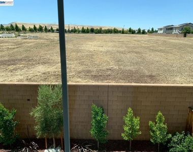 7149 Diamond Ave - Photo Thumbnail 29
