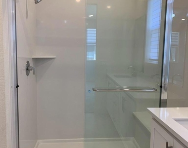 7149 Diamond Ave - Photo Thumbnail 10