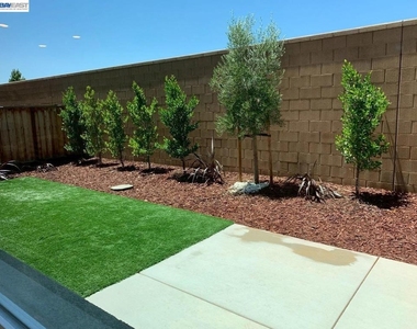 7149 Diamond Ave - Photo Thumbnail 30