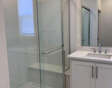 7149 Diamond Ave - Photo Thumbnail 23