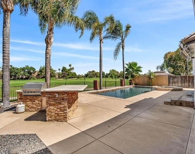 2317 Wayfarer Drive - Photo Thumbnail 44