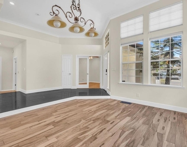 2317 Wayfarer Drive - Photo Thumbnail 12