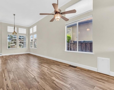 2317 Wayfarer Drive - Photo Thumbnail 13